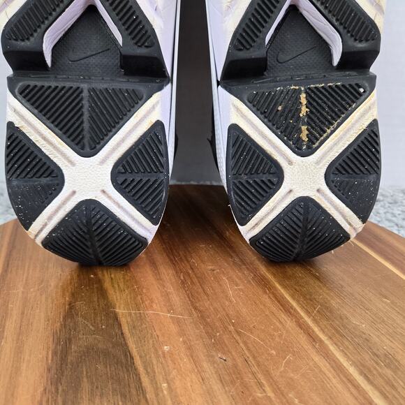 Nike Go FlyEase Easy Slip On Black White Hands Free Daily Sneaker Womens 9.5 - Picture 13 of 15